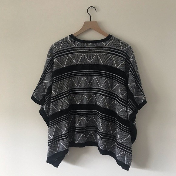 Ava Couture Black White Geometric Print Open Front Cardigan Sweater - Small - Picture 7 of 9